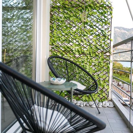 Seafront Kalamata Haven - Blue Luxury Suite Exterior photo